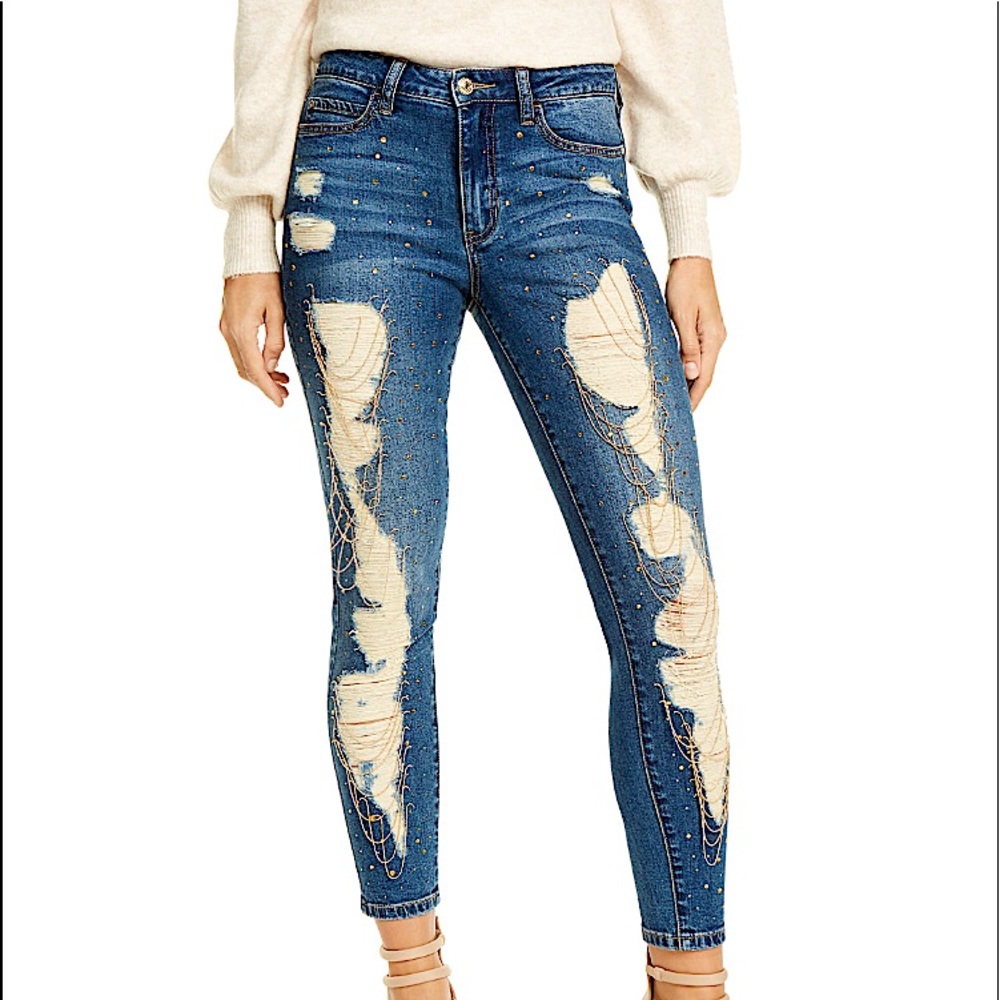 Guess Size 25 Destroyed 1981 ChainTrim Skinny Jean